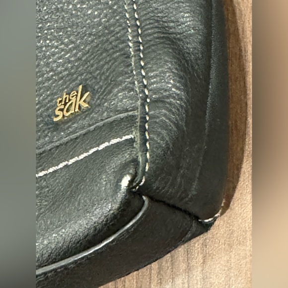 The Sak Black Pebble Leather Crossbody Bag VGUC (Minor Corner Wear) - Picture 6 of 11